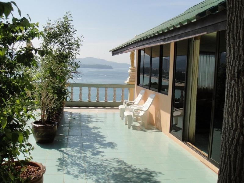 Baan Karon Hill Phuket Resort Exterior foto