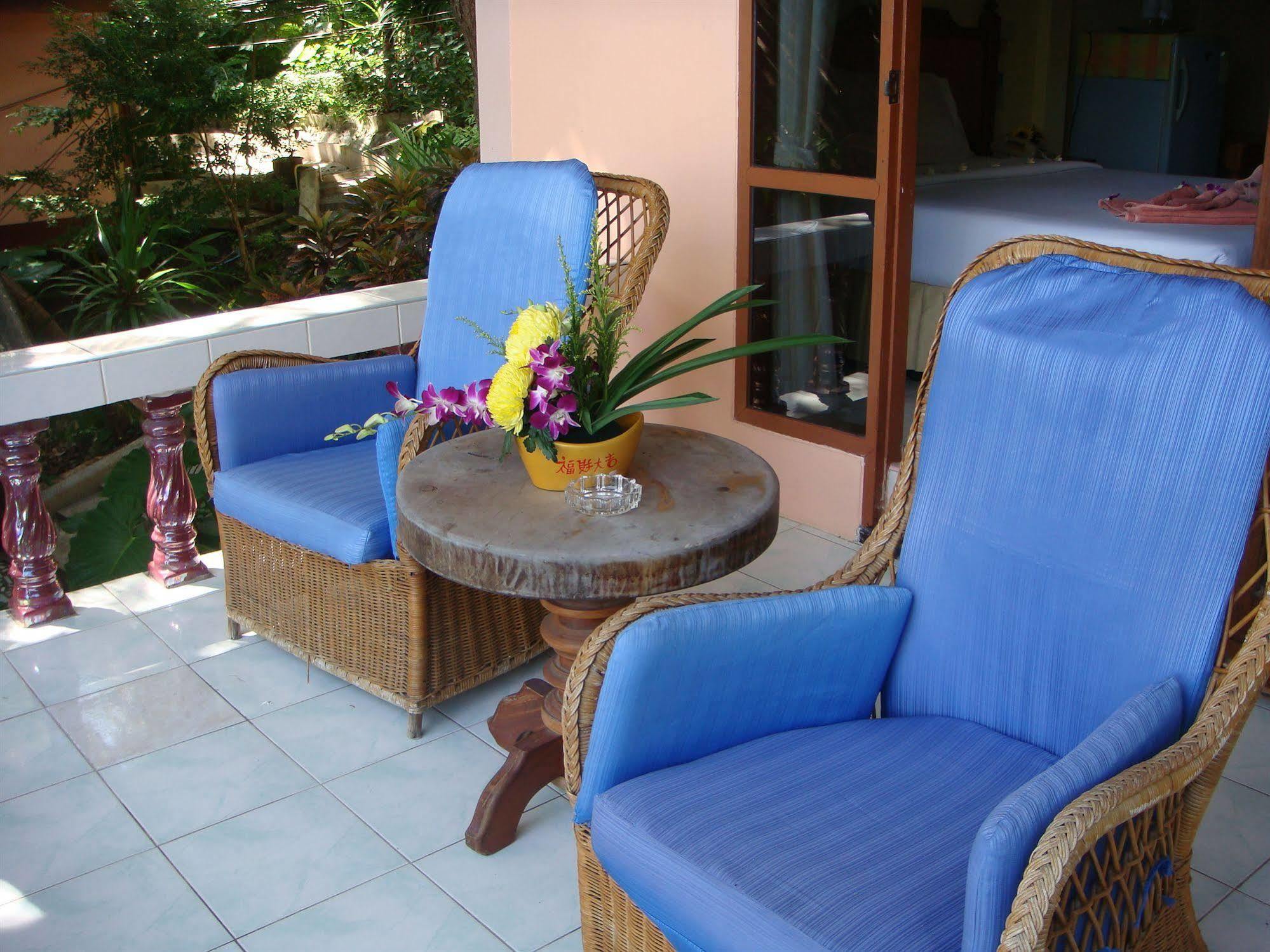 Baan Karon Hill Phuket Resort Exterior foto